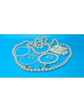 Elegant Pearl Jewelry Set with Necklaces, Bracelets, Rings and Earrings